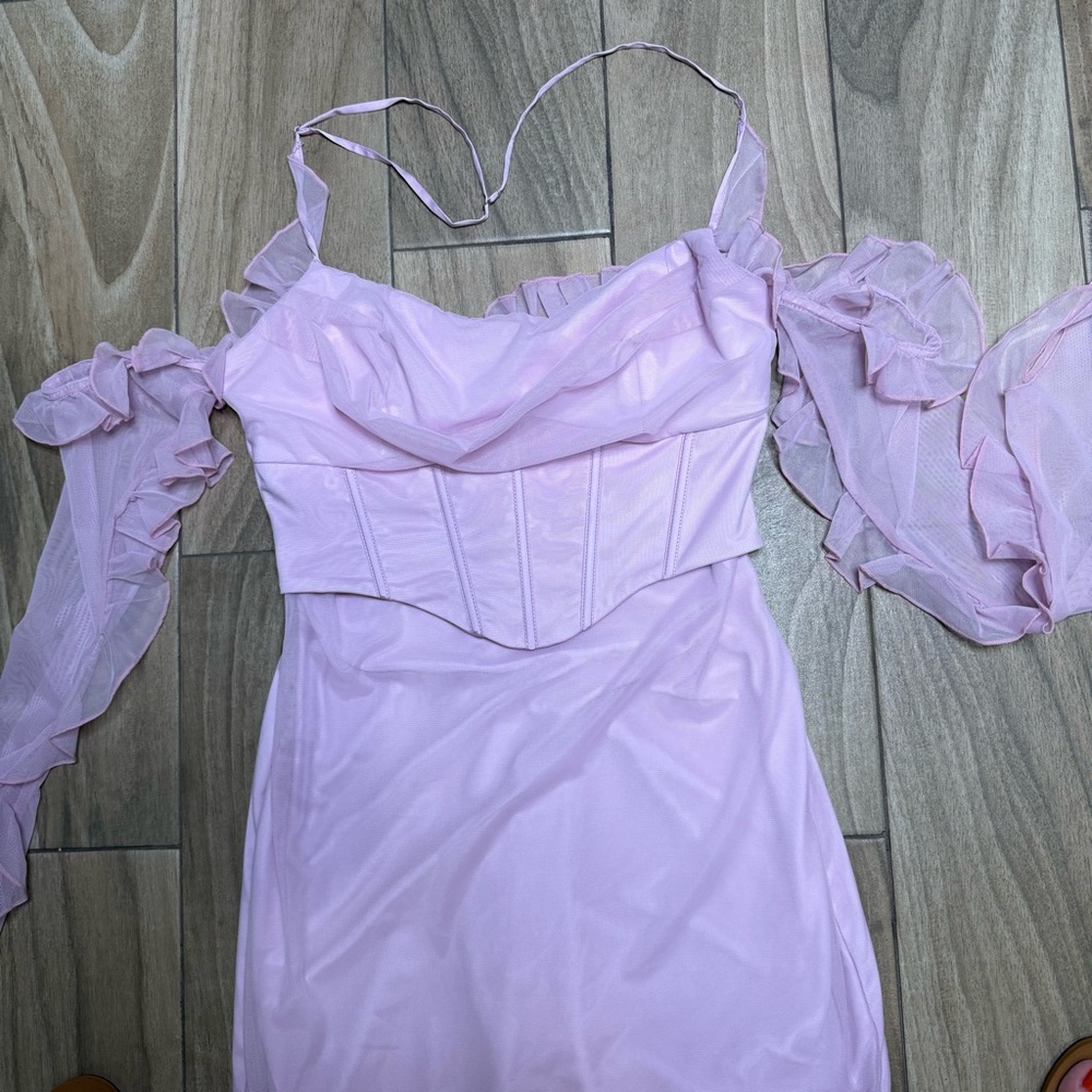 Oh Polly Ruffled Off Shoulder Dress Lilac Size: US 6 - Picture 3 of 8